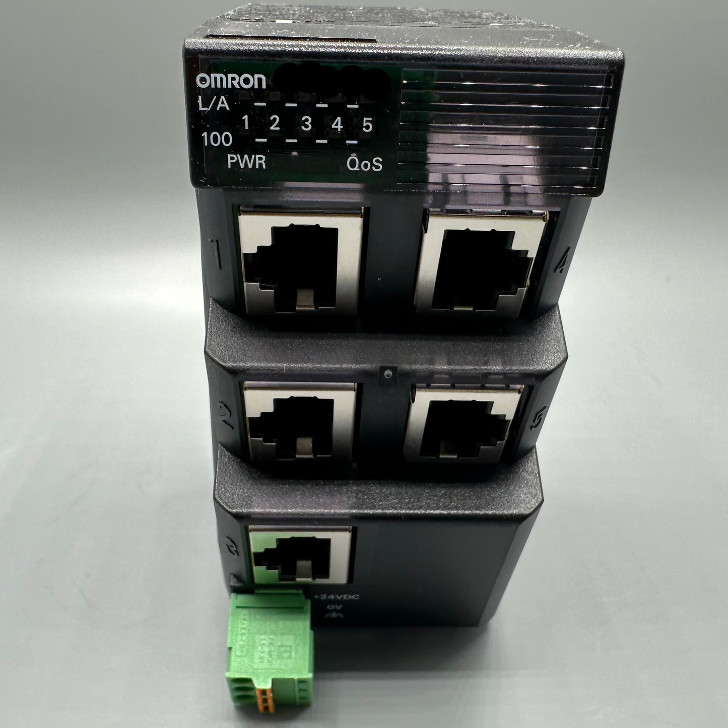 E391 - 5 Port Switch